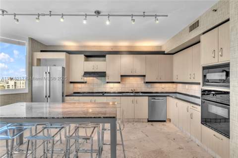 300 S Pointe Dr 906, Miami Beach FL - photo 6 of 54