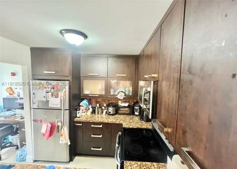 1990 SW 121st Ct 232, Miami FL - photo 13 of 28