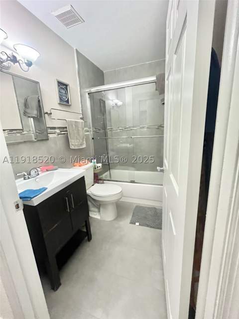1990 SW 121st Ct 232, Miami FL - photo 19 of 28