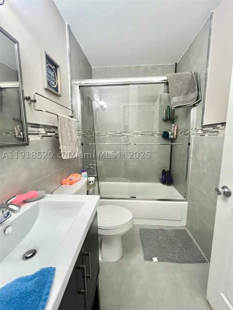 1990 SW 121st Ct 232, Miami FL - photo 20 of 28