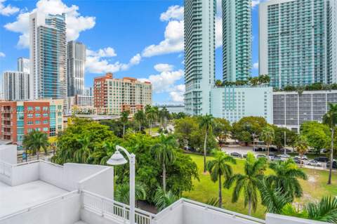 275 NE 18th St 708, Miami FL - photo 6 of 34