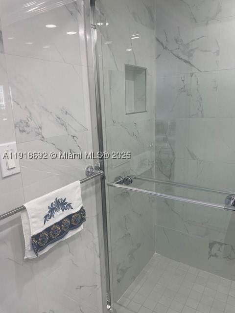 16909 N Bay Rd 805, Sunny Isles Beach FL - photo 11 of 37