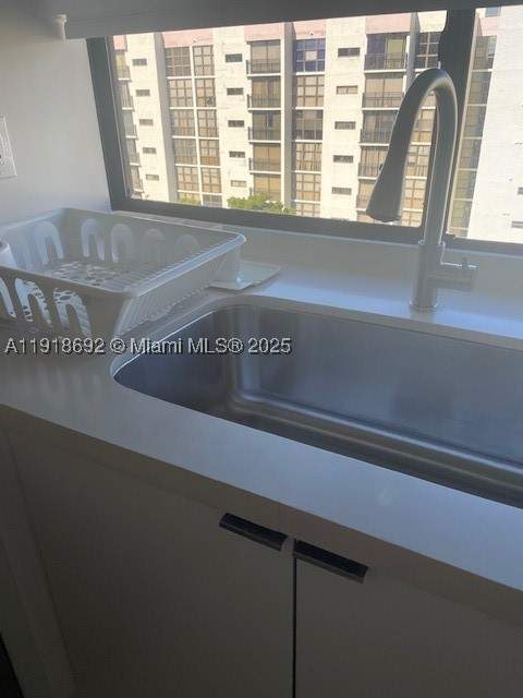 16909 N Bay Rd 805, Sunny Isles Beach FL - photo 15 of 37