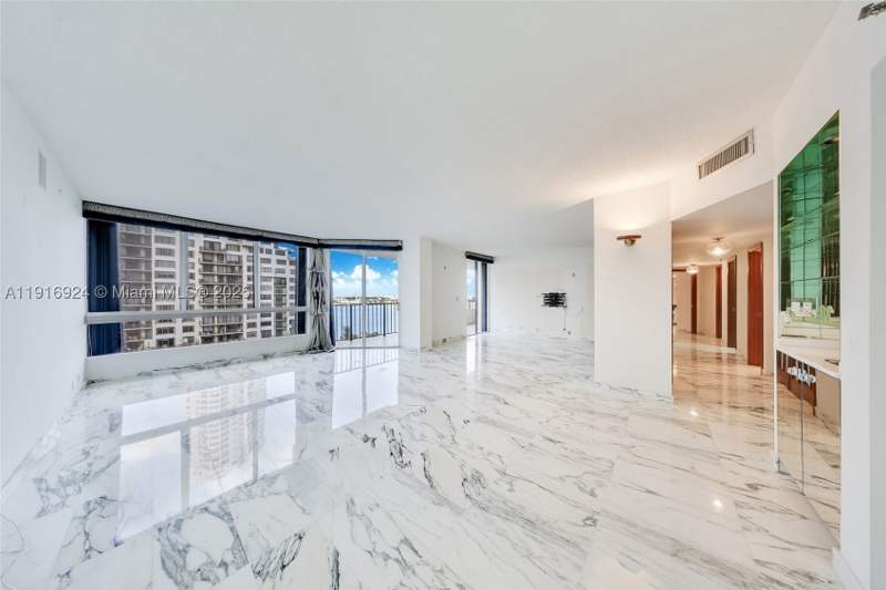 3 bedroom Condominium at 520 Brickell Key Dr A1104, Brickell Key One, Miami — photo 2