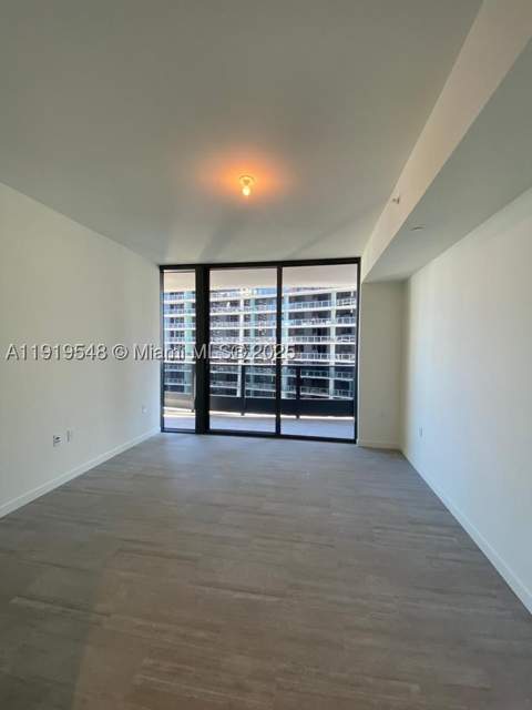 1000 Brickell Plz 3207, Miami FL - photo 15 of 23