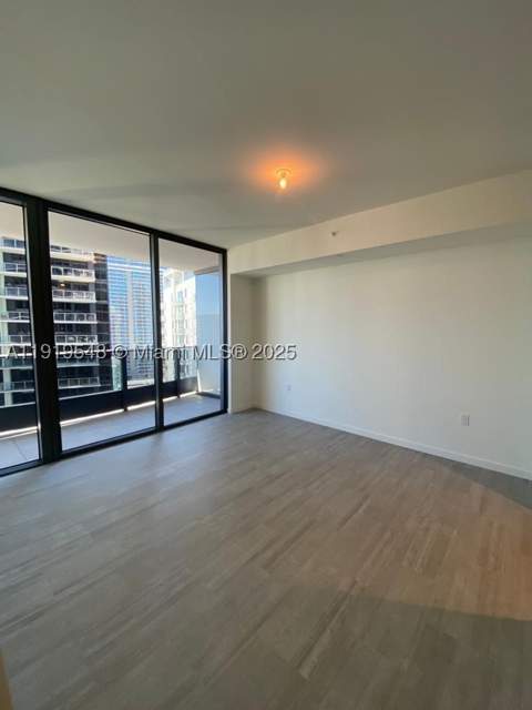 1000 Brickell Plz 3207, Miami FL - photo 22 of 23