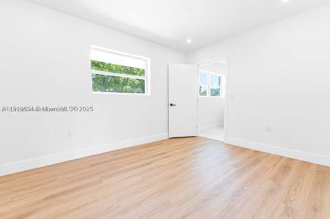19661 NE 10th Pl, Miami FL - photo 13 of 24