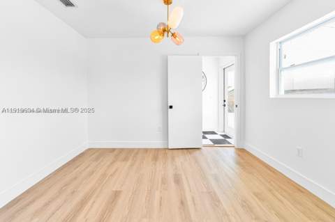 19661 NE 10th Pl, Miami FL - photo 17 of 24