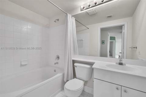 17125 N Bay Rd 3612, Sunny Isles Beach FL - photo 18 of 21