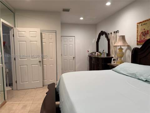 3041 NW 95th Ter, Miami FL - photo 13 of 22