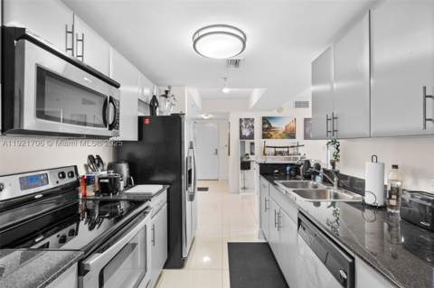 1871 NW S River Dr 1402, Miami FL - photo 12 of 42
