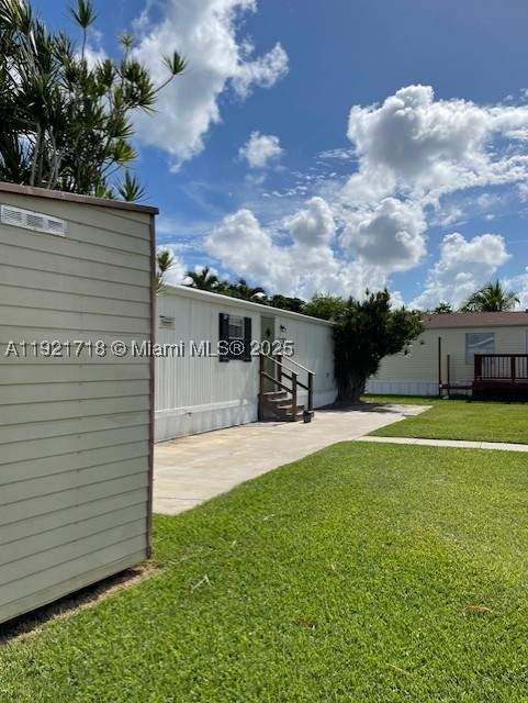 3 bedroom MobileHome at 35250 SW 177th Ct #220, Gateway Estates Park Cond, Homestead — photo 3