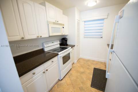 201 178th Dr 323, Sunny Isles Beach FL - photo 22 of 72