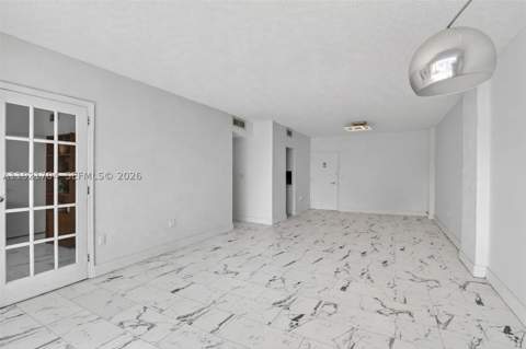 300 Bayview Dr 308, Sunny Isles Beach FL - photo 6 of 63