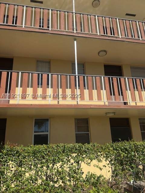 13655 NE 10th Ave 210, North Miami FL - photo 7 of 11