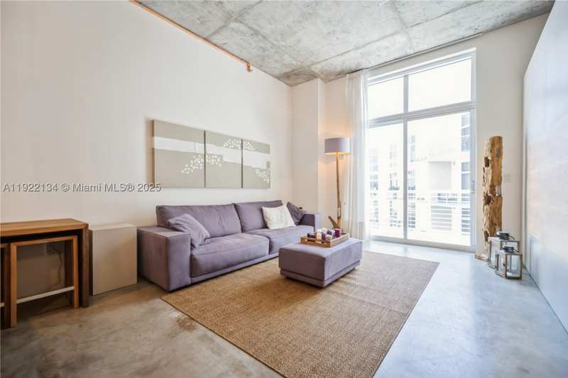 1 bedroom Condominium at 2001 Meridian Ave 512, The Meridian Condo, Miami Beach — photo 1