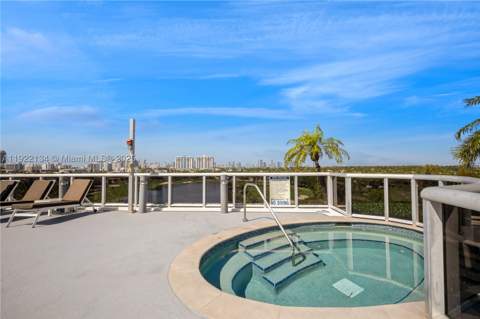 2001 Meridian Ave 512, Miami Beach FL - photo 22 of 32