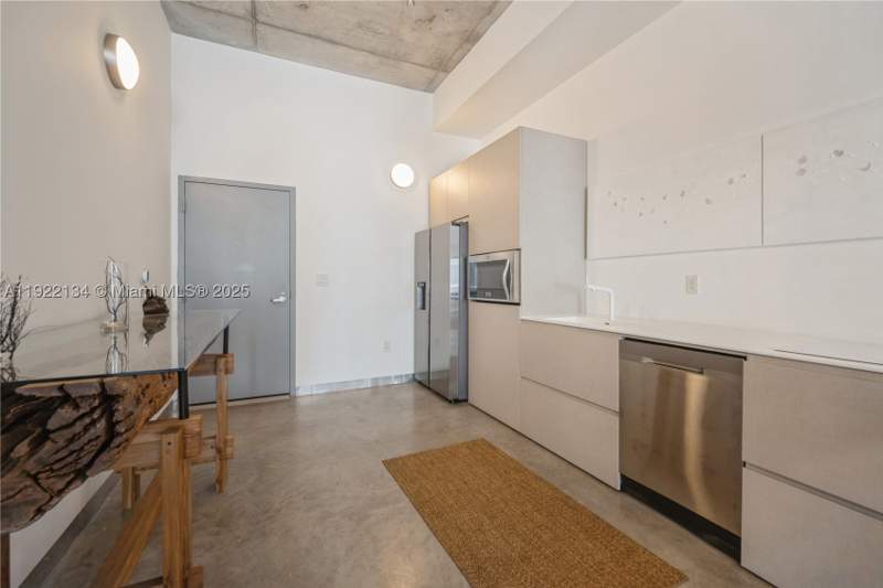 1 bedroom Condominium at 2001 Meridian Ave 512, The Meridian Condo, Miami Beach — photo 5