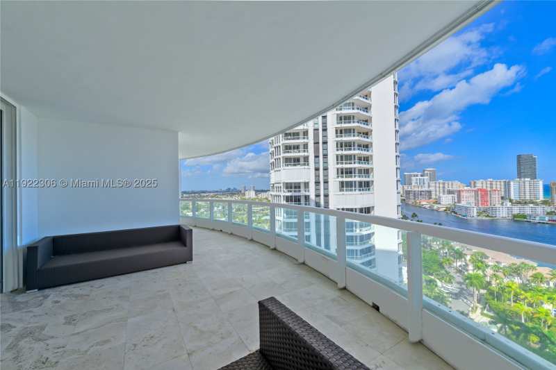 3 bedroom Condominium at 21050 Point Pl 2001, Atlantic III At The Point, Aventura — photo 1