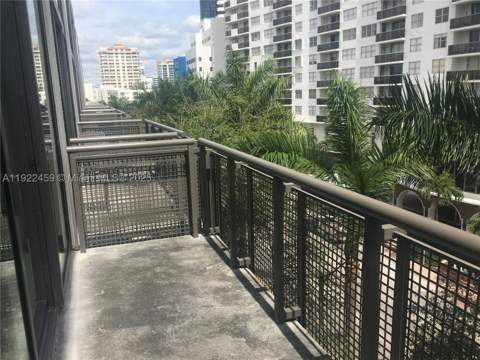 6000 Collins Ave 521, Miami Beach FL - photo 22 of 27