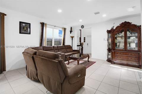 1382 SE 26th Rd, Homestead FL - photo 15 of 35