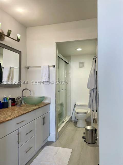 6900 Bay Dr 7A, Miami Beach FL - photo 13 of 35