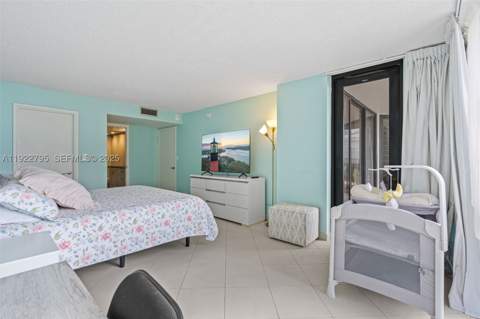 1865 Brickell Ave A1013, Miami FL - photo 22 of 36