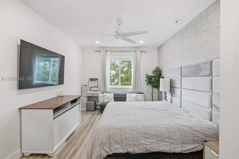 6420 NW 102nd Path 110, Doral FL - photo 22 of 47
