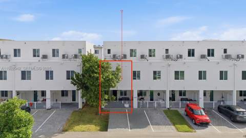 6420 NW 102nd Path 110, Doral FL - photo 9 of 47