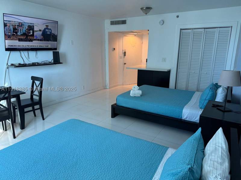0 bedroom Condominium at 5445 Collins Ave 915, Castle Beach Club Condo, Miami Beach — photo 4
