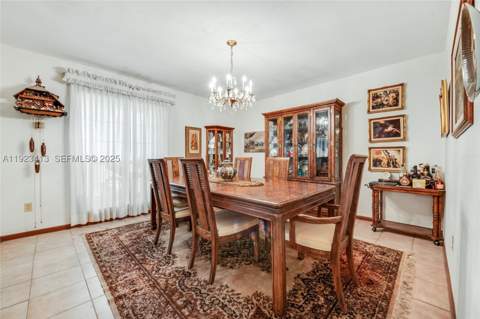 17123 SW 78th Pl, Palmetto Bay FL - photo 8 of 16