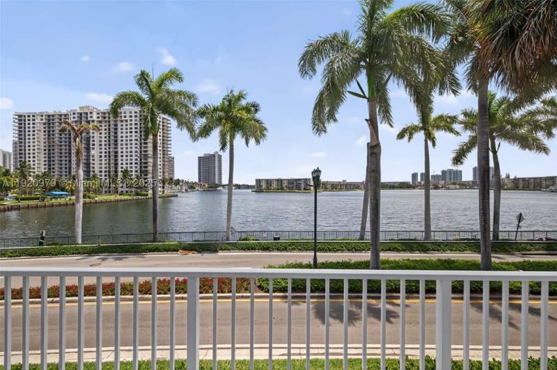 2 bedroom Condominium at 2851 NE 183rd St 216E, Admirals Port Condo West, Aventura — photo 2