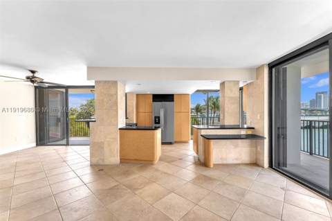 801 N Venetian Dr 208, Miami Beach FL - photo 15 of 69