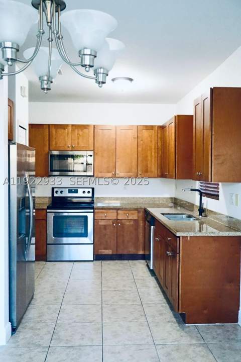 10131 NW 10th St, Miami FL - photo 6 of 16