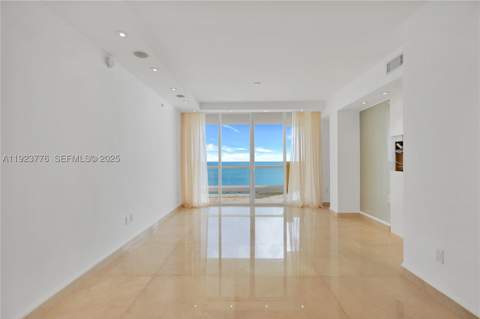 17875 Collins Ave 905, Sunny Isles Beach FL - photo 13 of 38