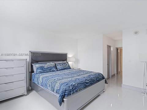 19370 E Collins Ave 625, Sunny Isles Beach FL - photo 7 of 12