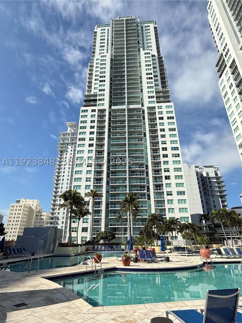 2 bedroom Condominium at 253 NE 2nd St 908, Vizcayne South Condo, Miami — photo 1