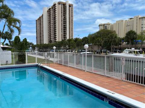 1650 NE 115th St 405, Miami FL - photo 9 of 32
