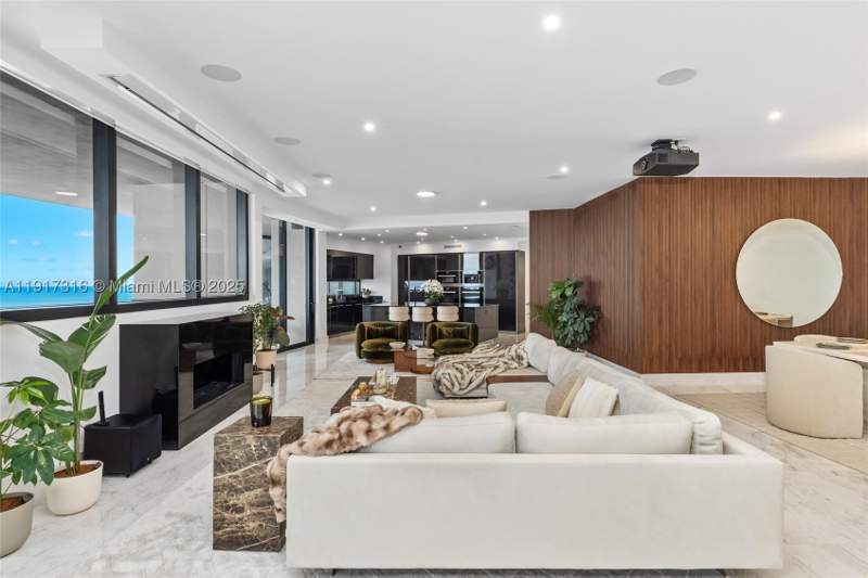 4 bedroom Condominium at 18555 Collins Ave 5501, 18555 Collins Avenue Cond, Sunny Isles Beach — photo 2