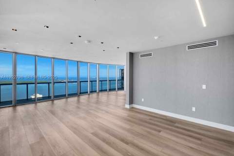 465 Brickell Ave 5701, Miami FL - photo 10 of 44