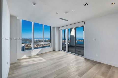 465 Brickell Ave 5701, Miami FL - photo 11 of 44