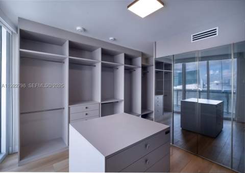 465 Brickell Ave 5701, Miami FL - photo 22 of 44