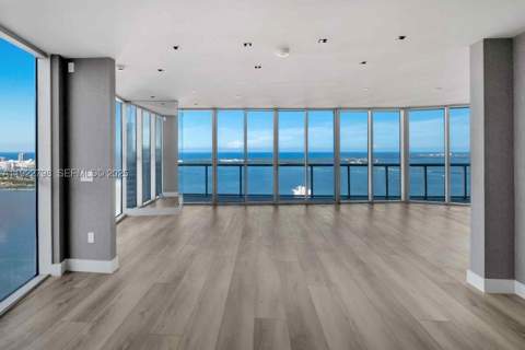 465 Brickell Ave 5701, Miami FL - photo 9 of 44
