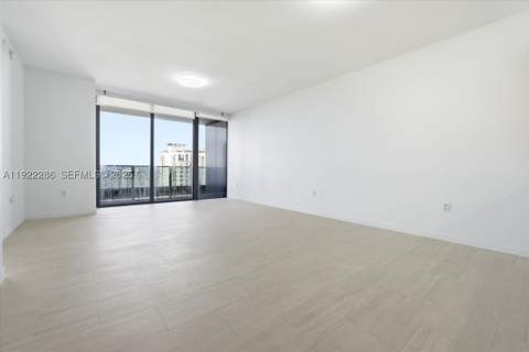 1000 Brickell Plz 3211, Miami FL - photo 12 of 84