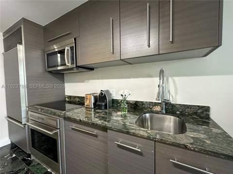 485 Brickell Ave 4405, Miami FL - photo 11 of 35