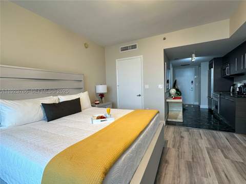 485 Brickell Ave 4405, Miami FL - photo 7 of 35