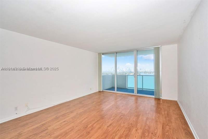 1 bedroom Condominium at 1200 West Ave 1503, Mirador 1200 Condo, Miami Beach — photo 3