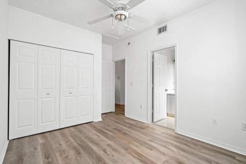 8520 NW 139th Terrace 1602, Miami Lakes FL - photo 12 of 41
