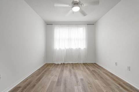 8520 NW 139th Terrace 1602, Miami Lakes FL - photo 14 of 41