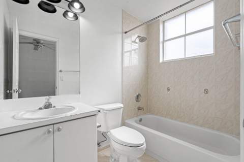 8520 NW 139th Terrace 1602, Miami Lakes FL - photo 6 of 41